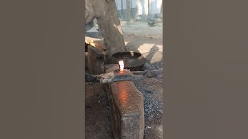 Turning Old Thick Iron Into a Strong Sharp Peraak Traditional Forge #forging