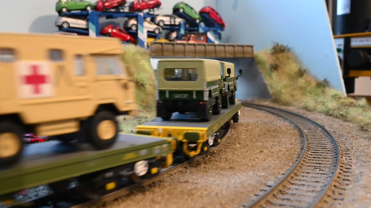 Hattons Class 66 Pulling Loaded Cavalex And Oxford Rail Military Wagons