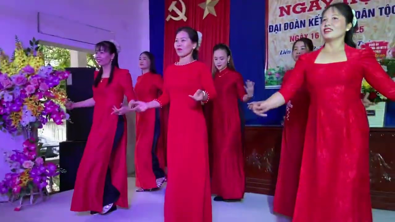 Kỷ niệm ngày đại đoàn kết clbdv giáp nhất