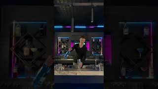 Download Lagu Hands of the bartender at work 🤌 #work #bartender #skills #flairbartender MP3