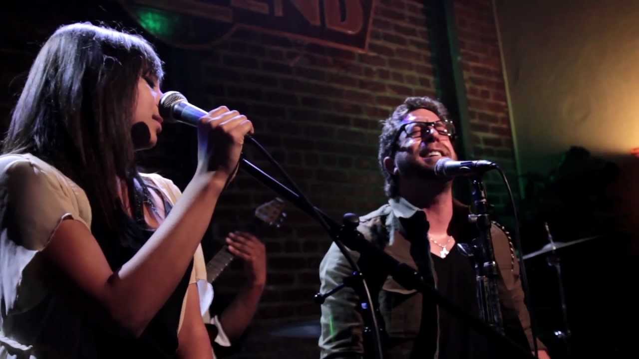 Sonia Rao and Elliott Yamin - Ain't No Sunshine (Bill Withers Cover)