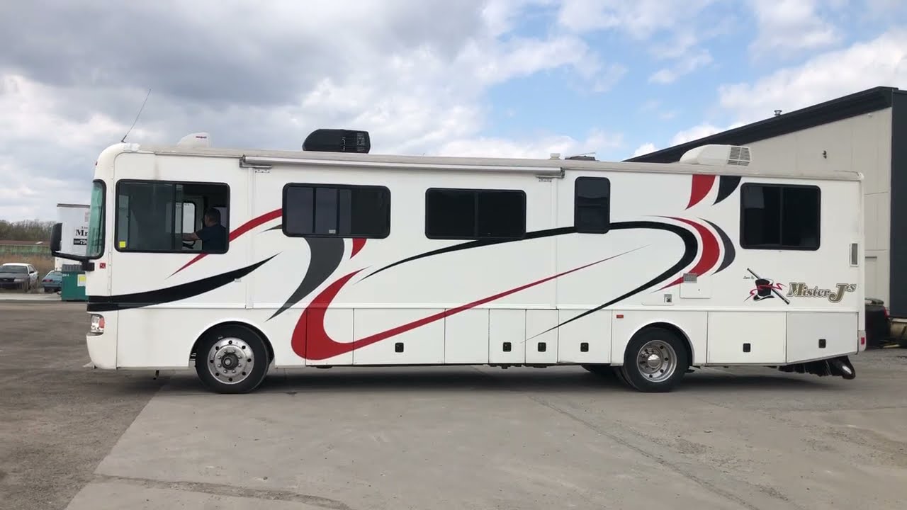 FREIGHTLINER (1998) XLINE MOTORHOM YouTube