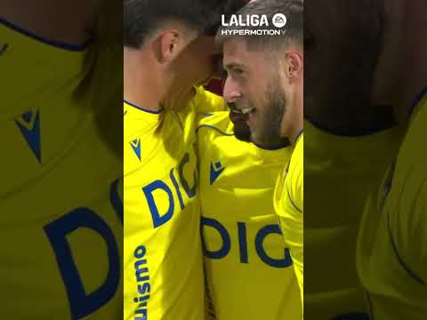 Desmarque ☑️Carrera 🏃Golazo 💥⚽️🔴💛#MirandésCádiz #LALIGAHypermotion #LaLigaHighlights — football highlights