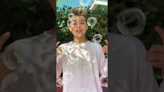 pictures of my favorit singger gavin magnus.