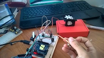 Berkeley ME 102B Project Two Xbees Control Servo Motor Tesing One