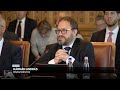 A kormány megtartaná 13. és 14. havi nyugdíjat