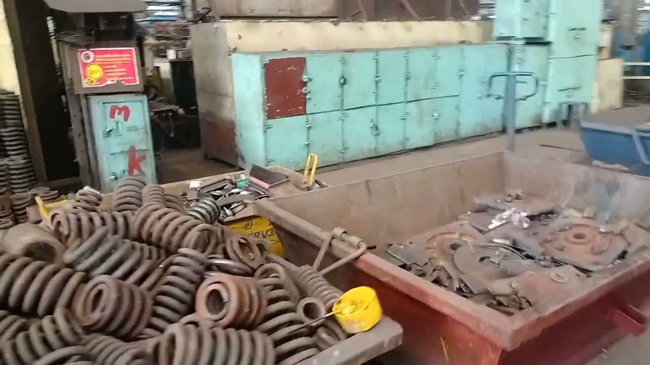 railway apprentices chhattisgarh . raipur wrs  bogie shop working apprentices clear train bogie
