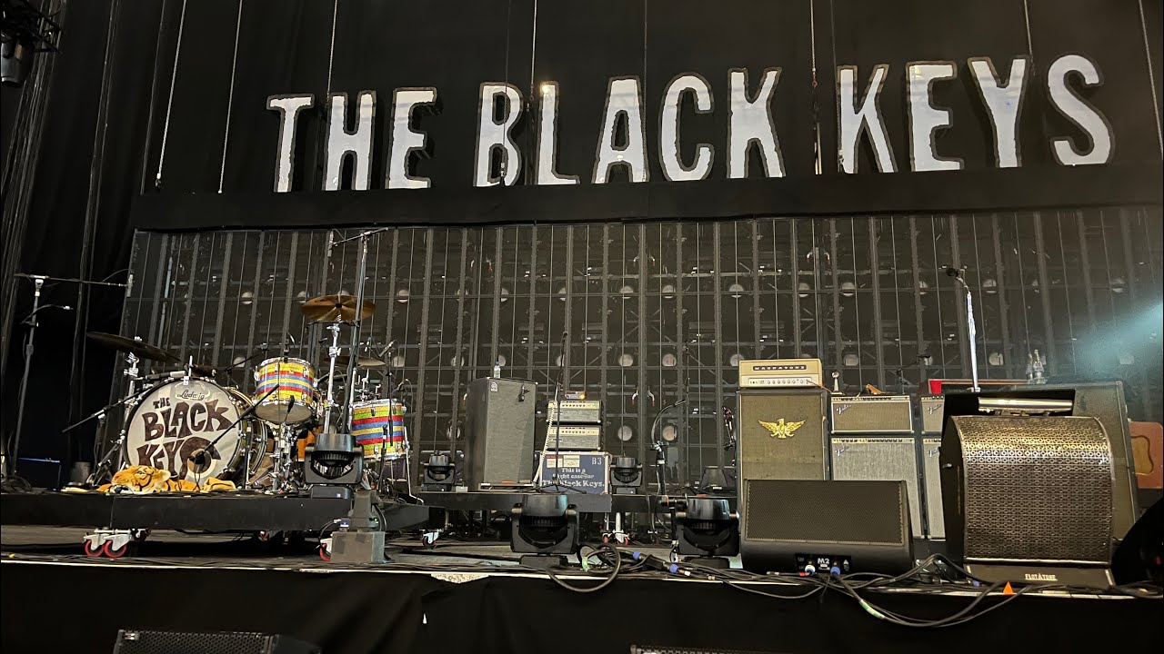 The Black Keys | Full Live at O2 Arena London | Dropout Boogie Tour ...