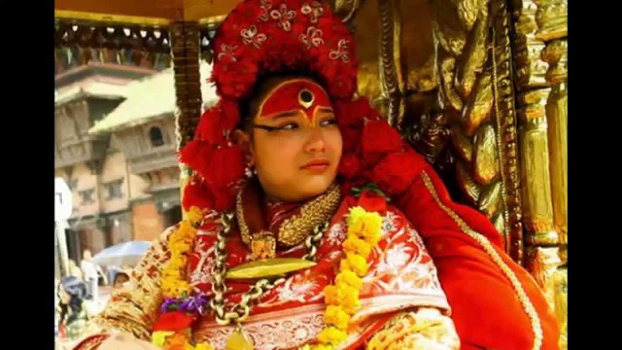 Принцесса непала. Кумари богиня Непала. Принцесса Кумари Непал. Матина Шакья. Матина Шакья Кумари.