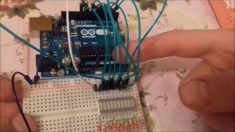 Бегущий огонёк на Arduino Uno