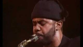 Video thumbnail of "kenny garrett sassofono solo"