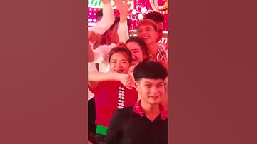 Em gái thái đen mai Sơn nhảy hết mình tại đám cưới