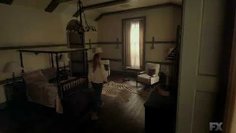 American Horror Story Roanoke - Agnes attacks Shelby