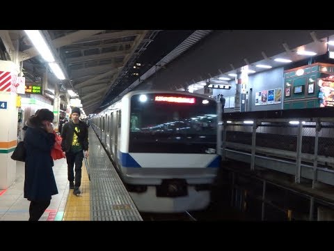 夜の東京駅10番線に到着する上野東京ライン上り常磐線E531系