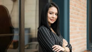 SITORA ALIMJONOVA HAYOTDA KO'P KULSADA, KADRDA YIG'LASHI OSONROQ EKANINI MA'LUM QILDI