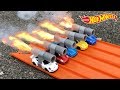 HOT WHEELS PORSCHE ROCKET POWERED RACE !!