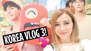 Shopping With Keyboard-San in Myeongdong! | Korea Vlog 3