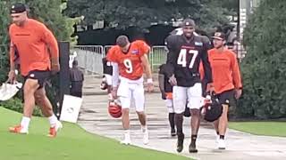 Joe Burrow returns to Bengals practice in pads