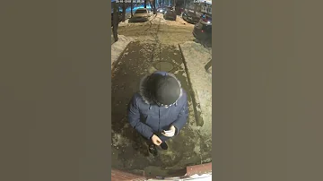 Правильный расклейщик объявлений