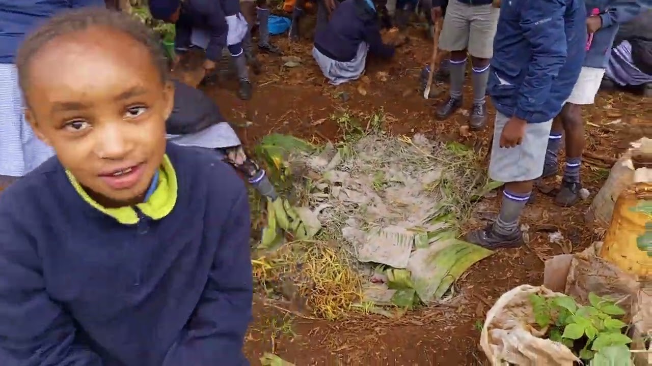 PREPARING COMPOST MANURE