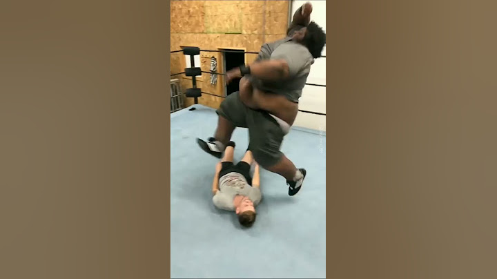 WWE fat guy Vs skinny #shorts