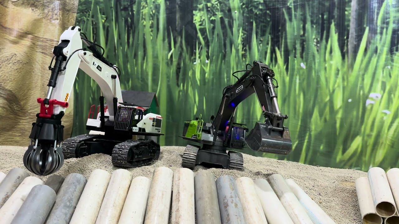 CRAZY! An RC Excavator Can Install a PIPE Fence?! Here's How It Works!