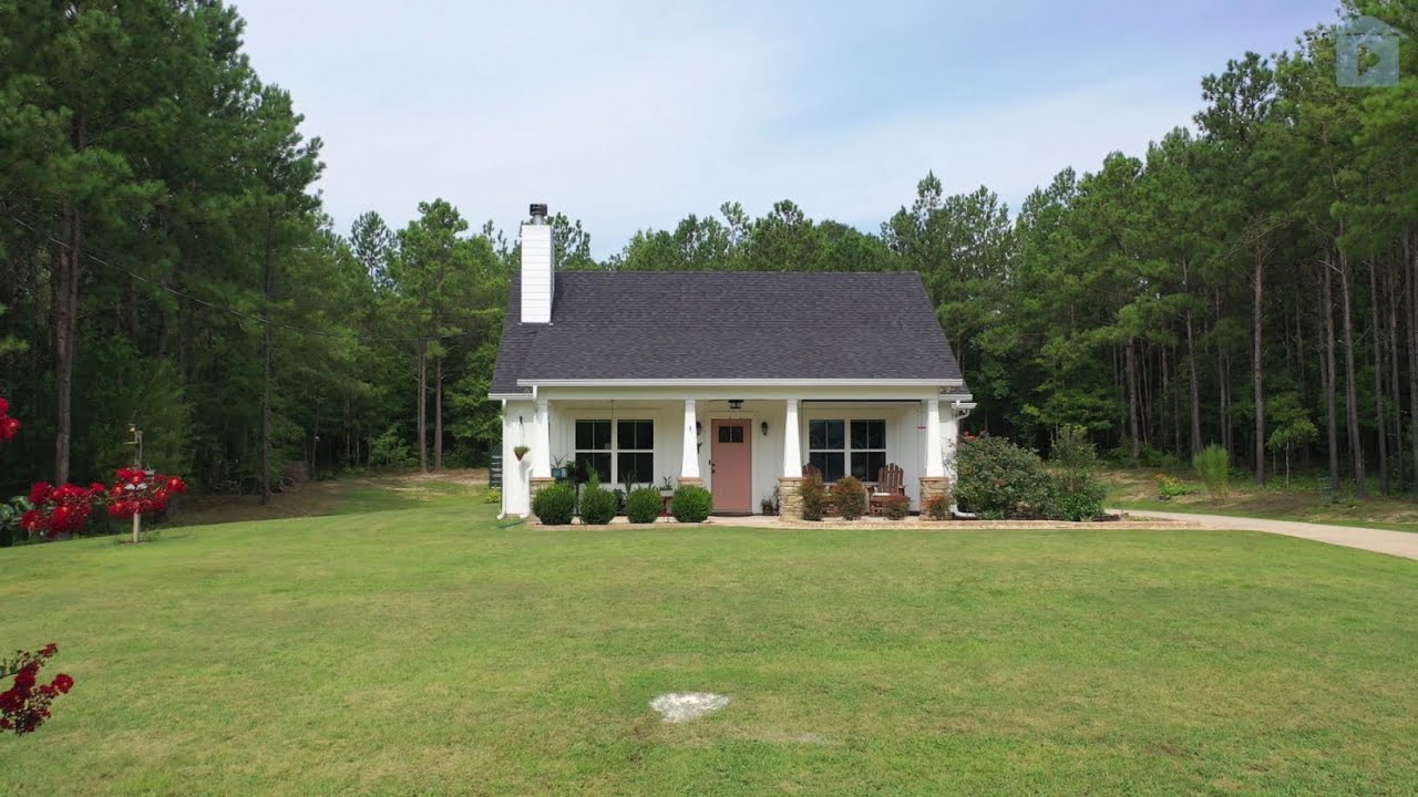 35 Pine Grove Ln., Salem, Alabama (Amy Littleton, Homelink Realty