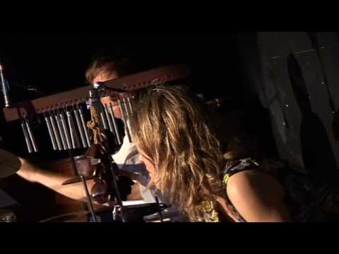 Sleduj Alisio Ensemble "Forest Jump" na YouTube Sleduj Alisio Ensemble "Forest Jump" na YouTube