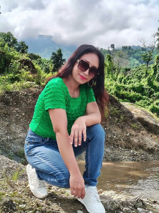 Jungle hiking & Hot 🔥 photo shoot 🙂🥰😍 🍀🌳🌿🪴🌲💐🌹🌺