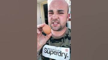 Can you crush an egg by squeezing it? 🥚🤔 #shorts