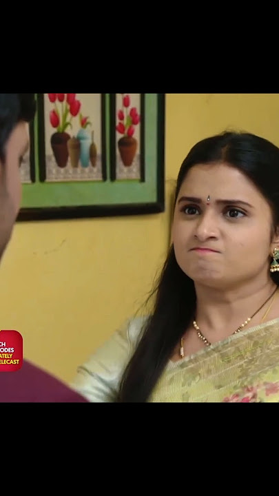 Hot Saree Girl slaps with her sandal