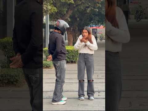 Helmet ne bacha liya aaj 🤣