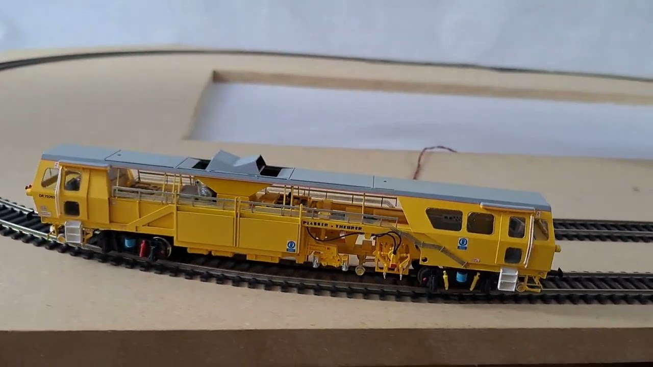 Plasser&Theurer 鉄道模型 Britannia Pacific Models Plasser and Theurer 07-16 Tamper in BR
