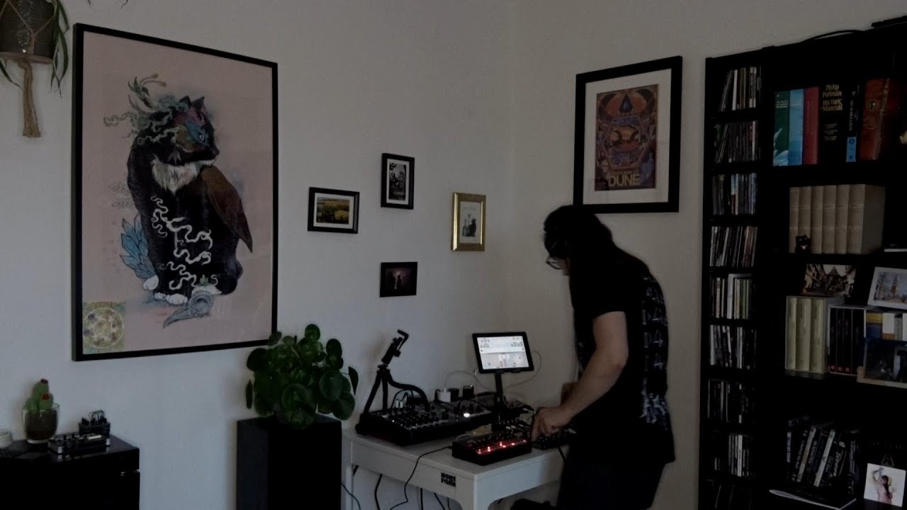 unraum - Desert of the Real - Techno Hardware Live