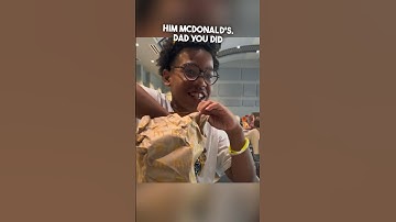 He surprised his son at his school lunch ❤️