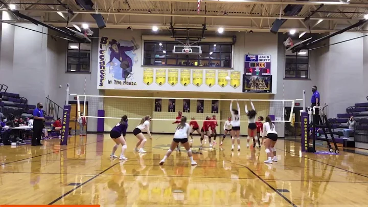 Julia Mundy - Class of 2022 - DS