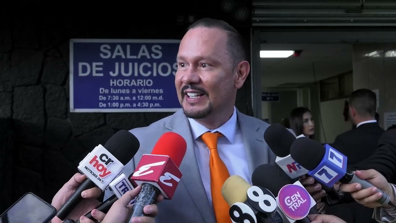 FILAZOS PARA MARIO ZAMORA CELSO GAMBOA PIDIÓ QUE DEVUELVA AUTO