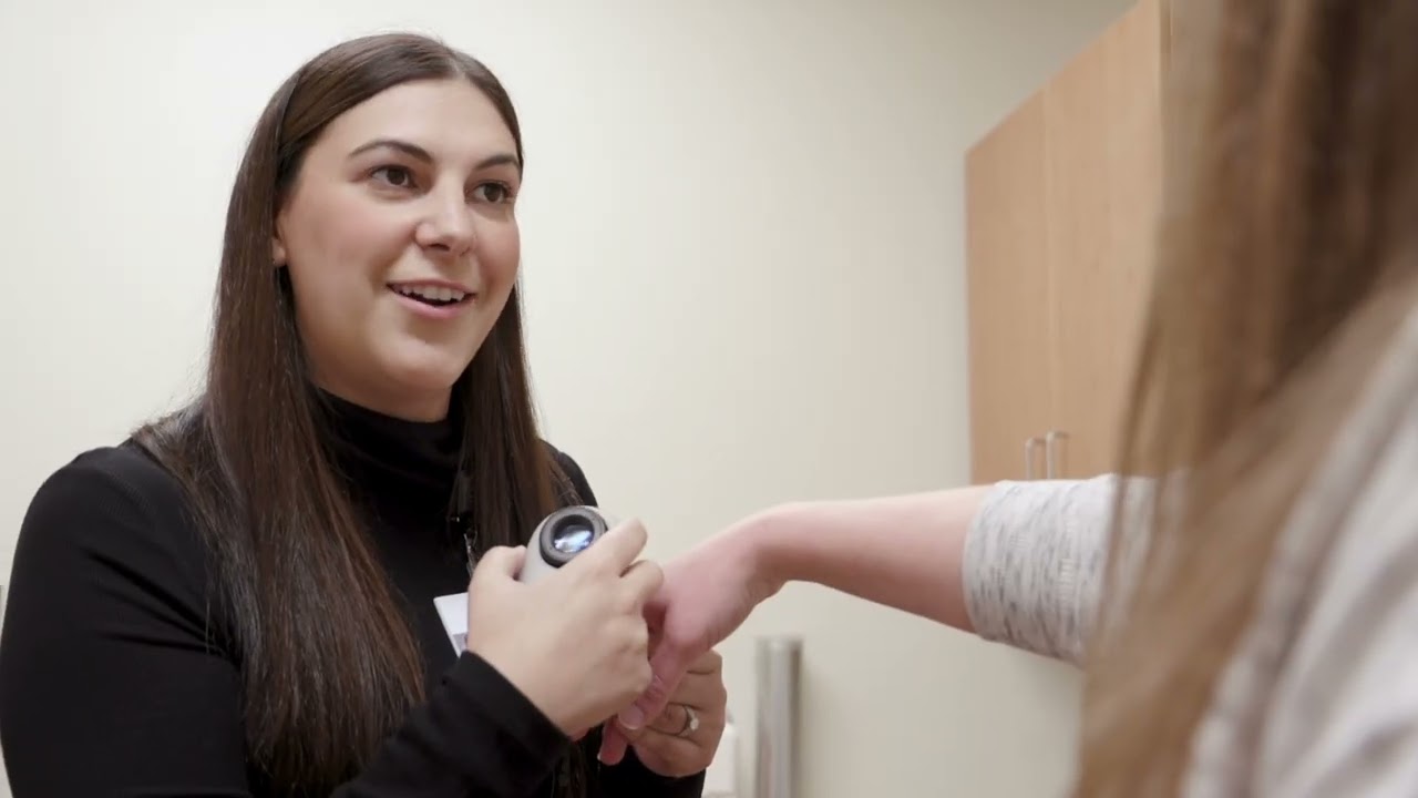 Dr. Laura Clifton - Dermatology - Prairie Ridge Health