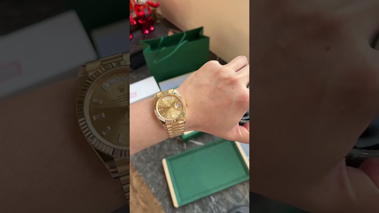 With an 18k gold-plated Rolex, who would notice it isn’t genuine? 