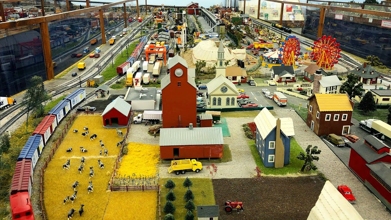 Beautiful Large Private Model Railroad HO Scale Gauge Train Layout at the Crossville MRC Part