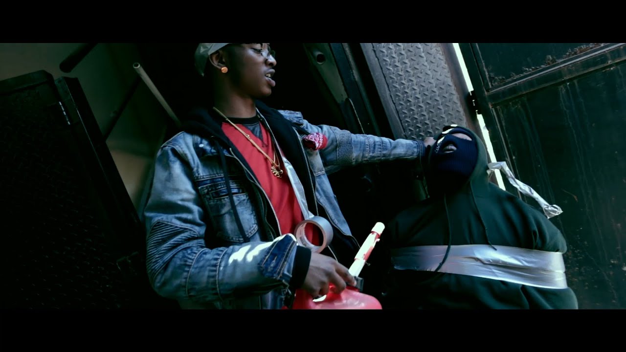 Guarda SWIPEY - "NO TALKING" (OFFICIAL VIDEO) Dir. OttoTheDirector su YouTube Guarda SWIPEY - "NO TALKING" (OFFICIAL VIDEO) Dir. OttoTheDirector su YouTube