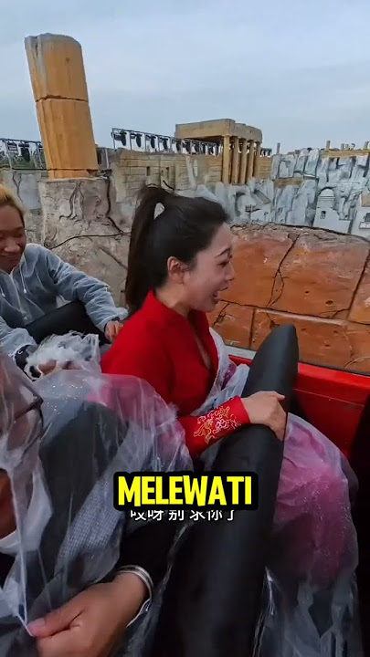 THIS WOMAN IS SOAKING WET‼️😱#shorts #prank