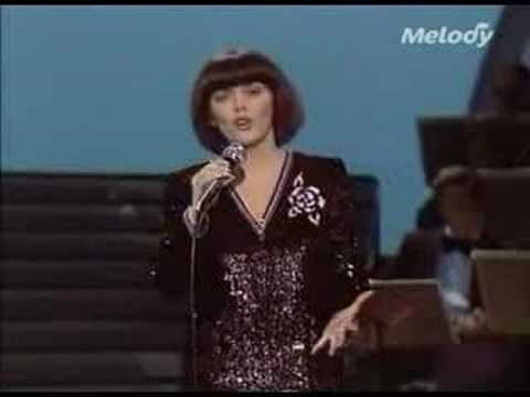 Mireille Mathieu - Une Femme amoureuse