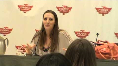 Phoenix ComiCon 2013 Caitlin Glass