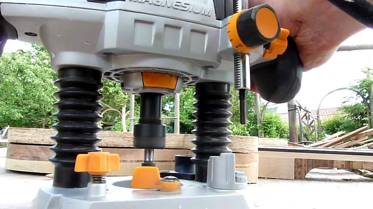 Macallister Router Guide MacAllister 1500 D - YouTube