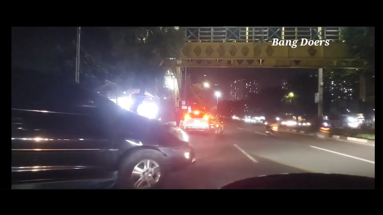 20251122 Ночная поездка в Джакарту.. Из Пондок Бамбу в район Радио Далам..