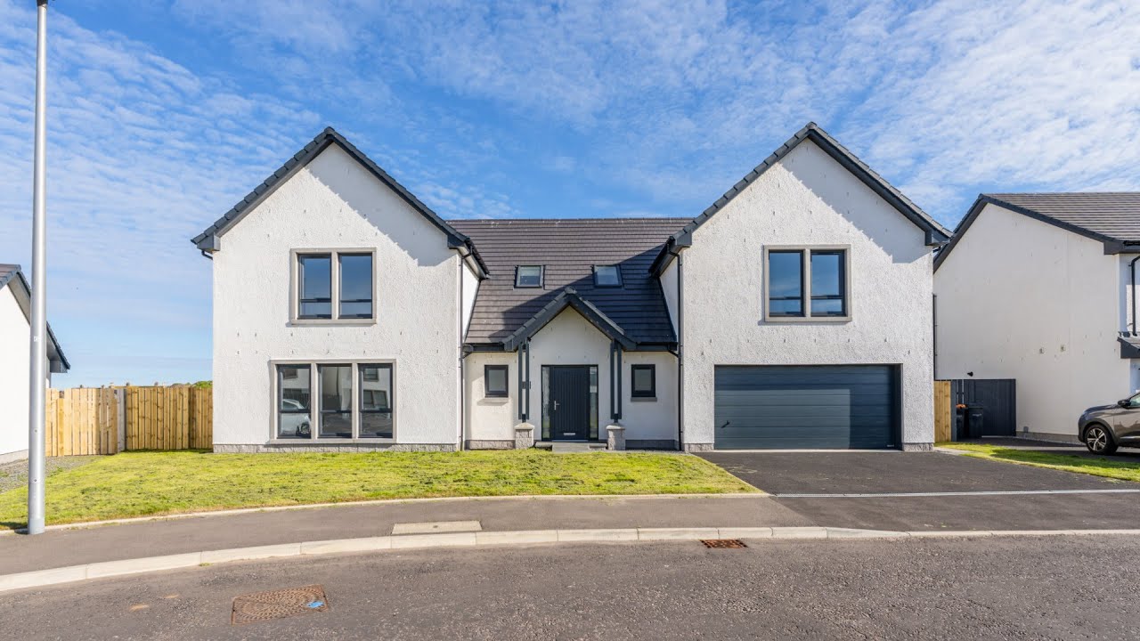15 Centenary Crescent, Inverallochy