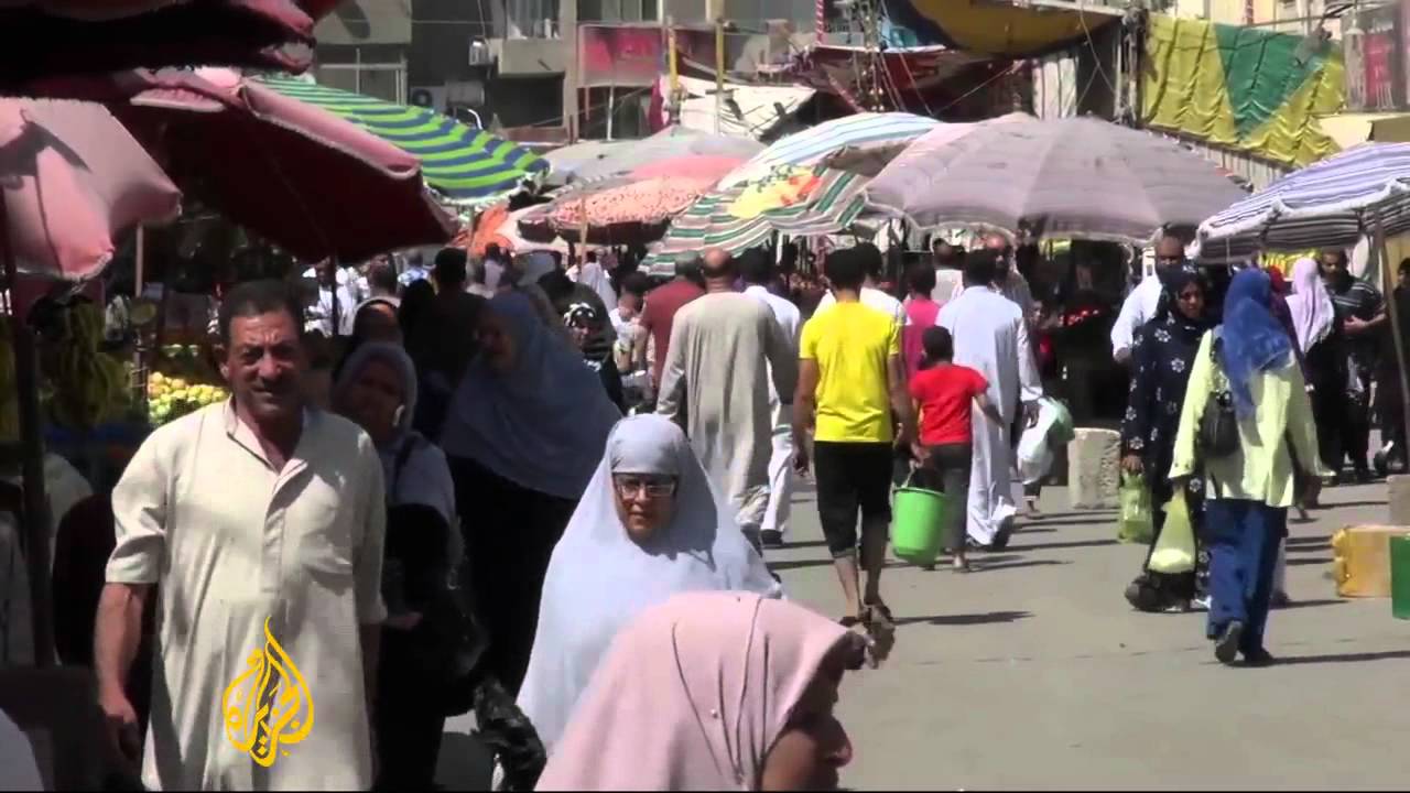 أزمة سياسية تُقسّم قناة السويس المصرية