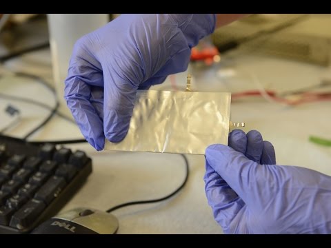 Aluminum battery offers safe alternative to conventional batteries