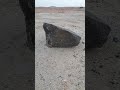 ابراهيم البركاتي صخور تشبه الضفدع او الطائر شكلها مثلث في مناطق مرتفعه مهمة 